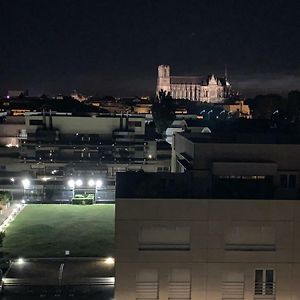 Apartament Le Septieme - Vue Cathedrale - Saint Remi Reims Exterior photo