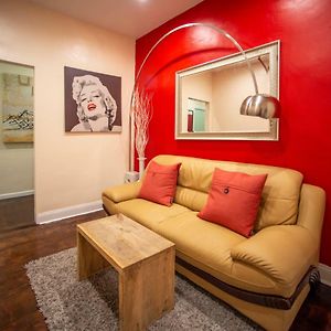 Private Room In A Shared Apartment 15 Minutes To Times Square! Nowy Jork Exterior photo