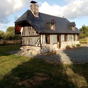 Willa Bienvenue A La Maison Le Theil-en-Auge Exterior photo