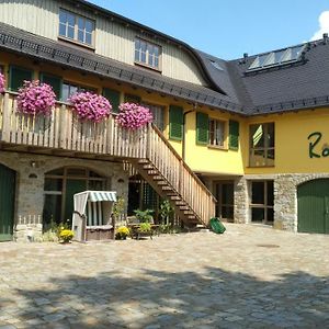 Hotel Pension Raupennest Mit Blockhaussauna Budziszyn Exterior photo