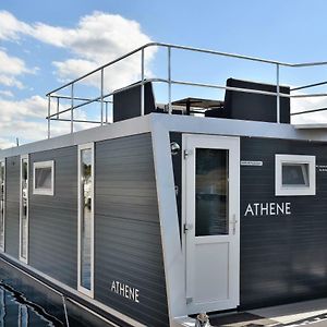 Cosy Floating Boatlodge Athene Maastricht Exterior photo