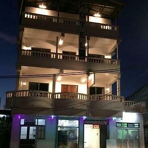Midnight Hotel Paramaribo Exterior photo