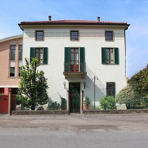 Bed and Breakfast La Sosta Fuori Stazione Brescello Exterior photo