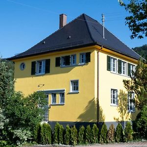 Willa Ferienhaus Alte Kinderschule Hausen am Tann Exterior photo