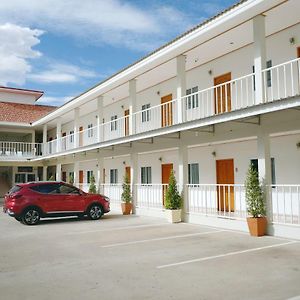 S-House Hotel Surin Exterior photo