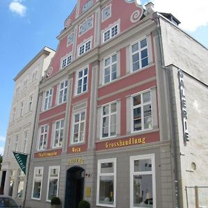 Hotel Haus Wullfcrona Stralsund Exterior photo