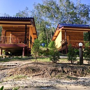 Hotel Baan Panseng Bungalow Ko Kut Exterior photo