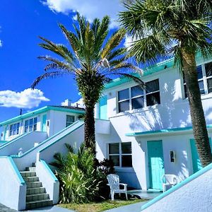 Swashbuckler Motel Treasure Island Exterior photo