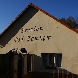 Penzion Pod Zamkem Průhonice Exterior photo