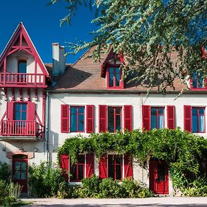 Bed and Breakfast Au Puy Des Verites Lapalisse Exterior photo