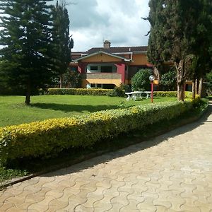 Bed and Breakfast Legacy Gardens Nyeri Exterior photo