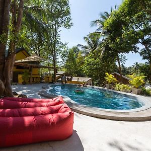 Hotel Coconut Garden Bang Tao Beach Exterior photo