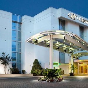 Hotel Crowne Plaza Charleston By Ihg Exterior photo