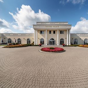 Hotel Parisel Palace Centrum Konferencyjno-Wypoczynkowe Klimki pod Łukowem Exterior photo