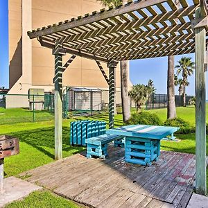 Corpus Christi Beachfront Condo With Pool Access! Exterior photo