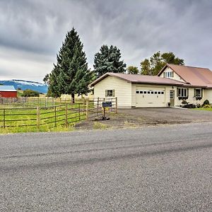 Willa Farmhouse In Country Setting Near Gravity Hill Grangeville Exterior photo