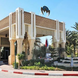 Hotel Ras El Ain Tauzar Exterior photo