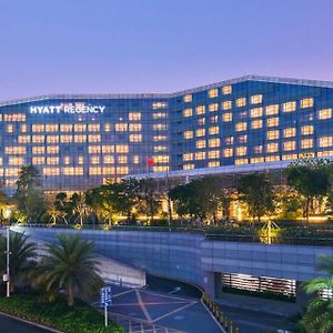Hotel Hyatt Regency Shenzhen Airport Exterior photo
