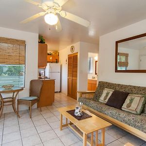 Malu Kauai, A Beautiful Kauai Cottage 1 Mile From Kalapaki Beach Home Lihue Exterior photo