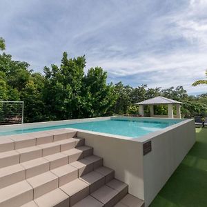 Apartament Alpha 8 On Waterson - Airlie Beach Exterior photo