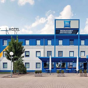 Hotel Ibis Budget Berlin Hoppegarten Exterior photo