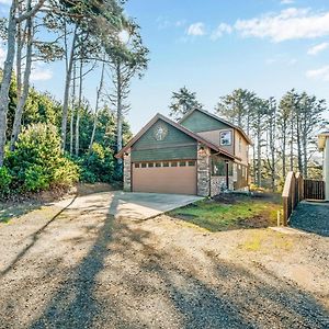 Yaquina Lighthouse View Beach Home Newport Exterior photo