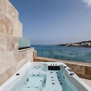 Dearborn Apartments Seafront- Exclusive Duplex Penthouse With Hot Tub San Pawl il-Baħar Exterior photo