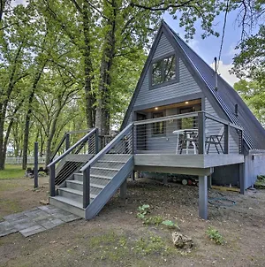 Lake Pepin Cottage With Decks And Private Beach! Stockholm Exterior photo