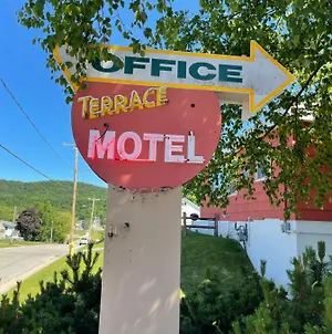 The Terrace Motel Munising Exterior photo