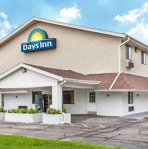 Days Inn By Wyndham Farmer City Exterior photo