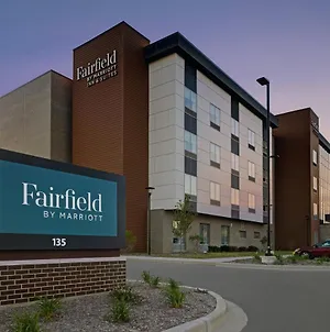 Fairfield Inn & Suites By Marriott Milwaukee Brookfield Exterior photo