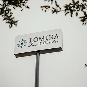 Lomira Inn And Suites Exterior photo