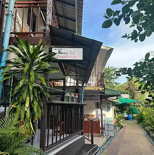 Bang Sit Guest House Ko Phi Phi Exterior photo
