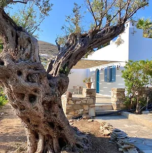 Elitas Lodge: Cosy Cycladic Home Outside Paroikia Exterior photo