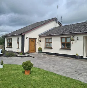 Apartment In Milltown Galway Exterior photo