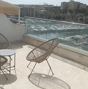 Amazing Sea View Penthouse Near Valletta Msida Exterior photo