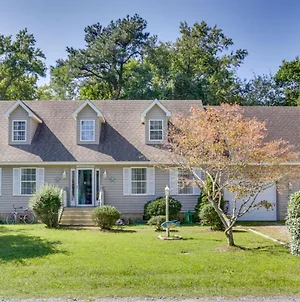 Spacious And Family-Friendly Home In Chincoteague! Exterior photo