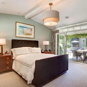 Luxury Beverly Hills Suite Exterior photo