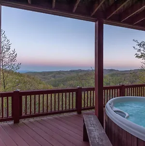 Willa The Mountain Hideout~Swings~Hot Tub~Views~Decks Swiss Exterior photo