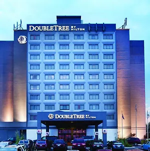 Hotel Doubletree By Hilton Springfield Exterior photo