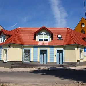 Apartamenty Gościnne Med-Palace Niemodlin Exterior photo