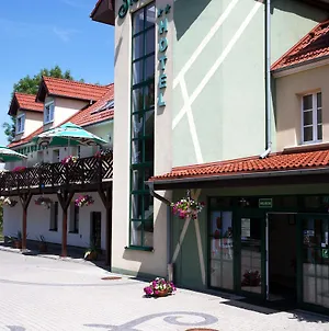 Centrum Restauracyjno-Hotelowe Florres Pawłowiczki Exterior photo