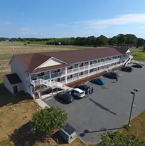 Shore Stay Suites Cape Charles Exterior photo