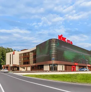 Hotel Ibis Moscow Domodedovo Airport Exterior photo